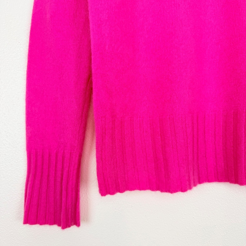 Ainsley 100% Cashmere Crew Neck Sweater‎ Women M Bright Pink Soft Cozy Luxury - Picture 4 of 16